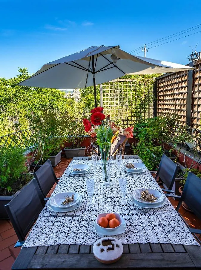 Cosy Terrace Apartment Florence Italy