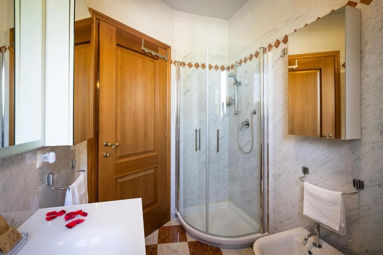 Cosy Terrace Apartment Florence Italy