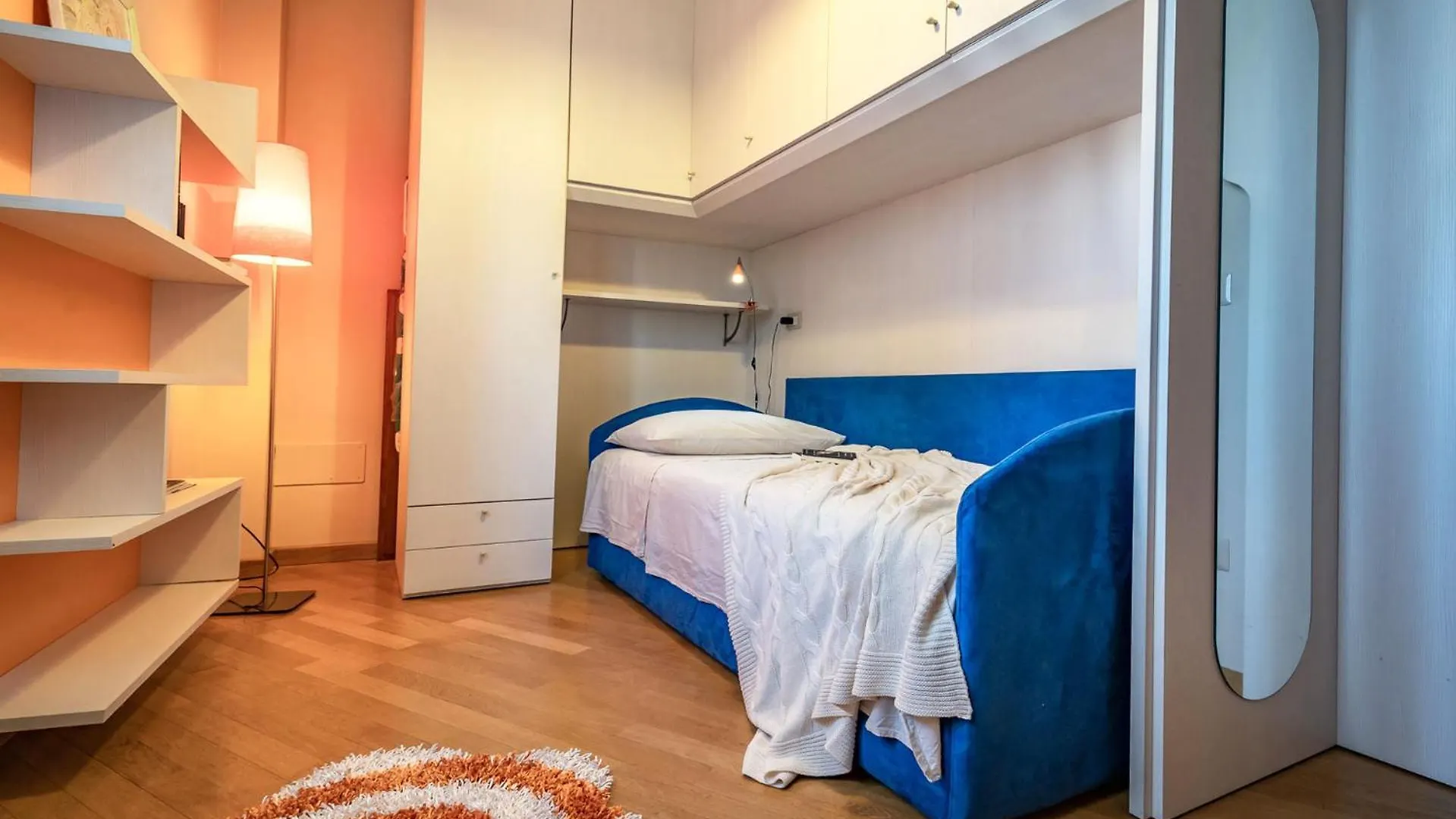 Cosy Terrace Apartment Florence