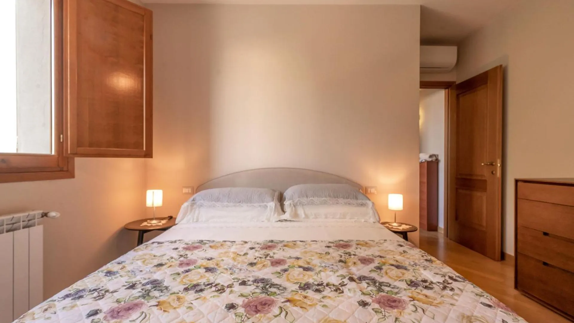 Cosy Terrace Apartment Florence Italy